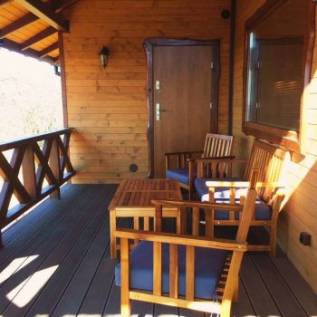 taras w domku letniskowym